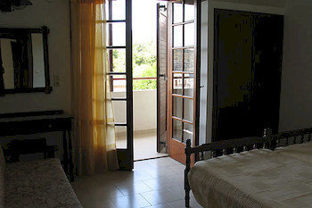 Voula Apartments Aegina Exterior foto