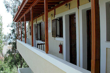 Voula Apartments Aegina Exterior foto